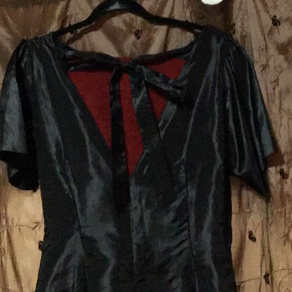 Designer Satin with embroidery - Picture 3 of 9